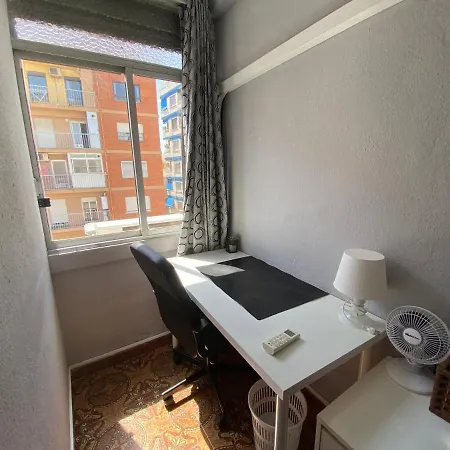 Piso Cerca De La Playa - Act. Mauri 1b